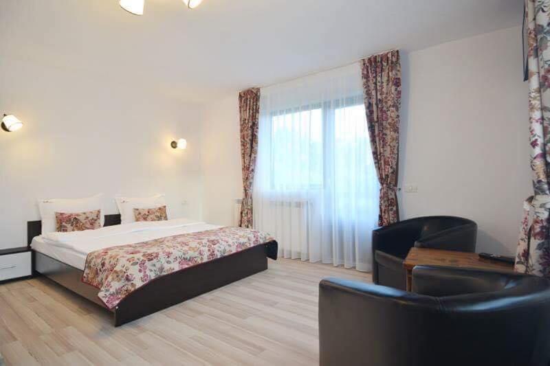 Vila Mogan Hotel Alsómoécs Kültér fotó