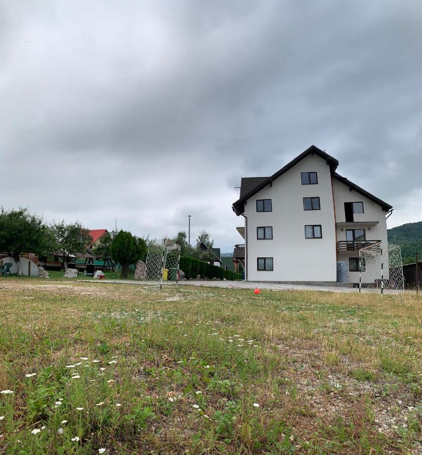 Vila Mogan Hotel Alsómoécs Kültér fotó