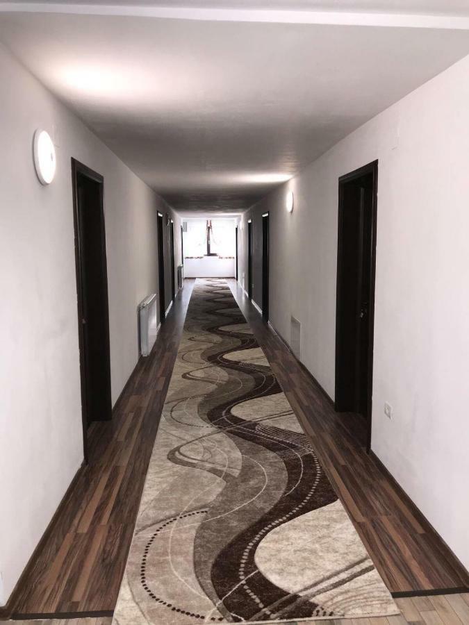 Vila Mogan Hotel Alsómoécs Kültér fotó