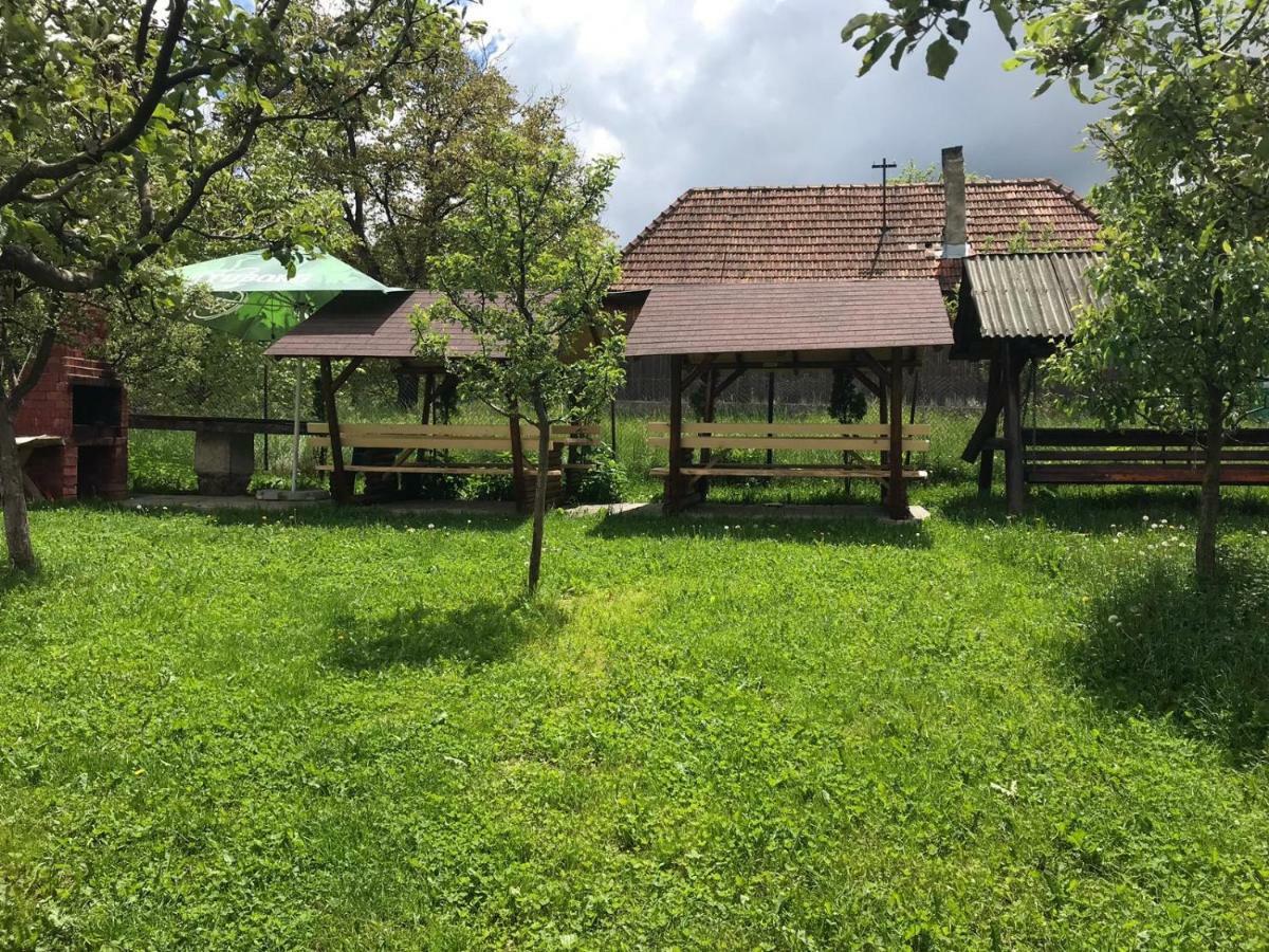 Vila Mogan Hotel Alsómoécs Kültér fotó